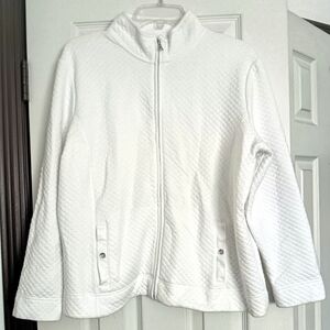 NWOT Women's White Quilted Jacket
